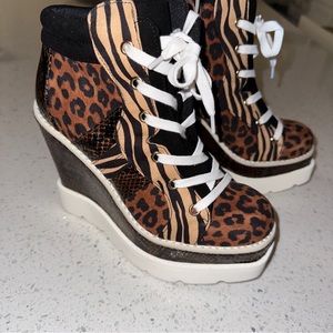 🆕JESSICA SIMPSON Meliney ANIMAL PRINT WEDGE SNEAKER 6.5 boot lace leopard snake